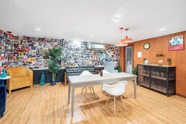 هتل Behome By Luxurban