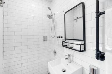 هتل Behome By Luxurban