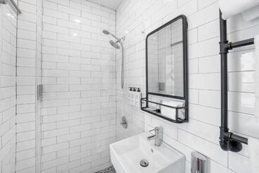 هتل Behome By Luxurban