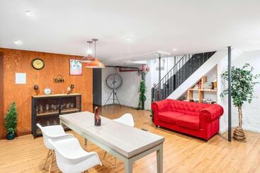 هتل Behome By Luxurban