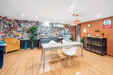 هتل Behome By Luxurban