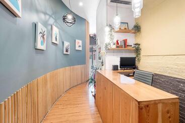 هتل Behome By Luxurban