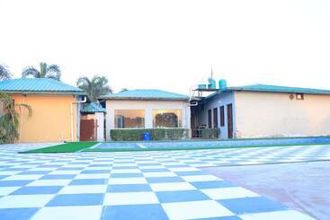 酒店 Corbett Life Resort