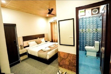 酒店 Corbett Life Resort