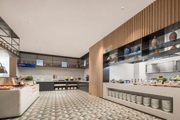 هتل Holiday Inn Express Guiyang Airport By Ihg