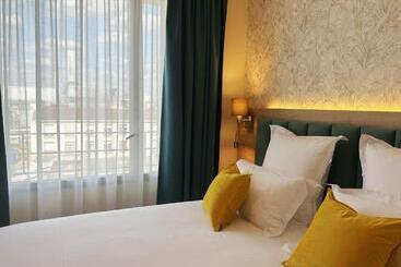 هتل Hôtel Oden Paris Ivry