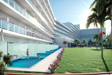 هتل Riu Palace Aquarelle - All Inclusive