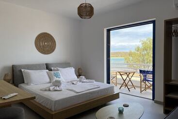 Kythera Beach Apartments