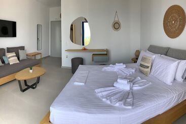 Kythera Beach Apartments