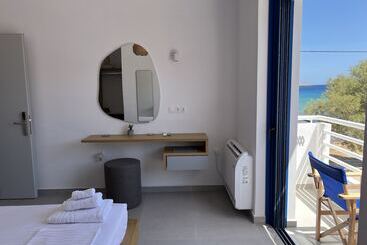 Kythera Beach Apartments