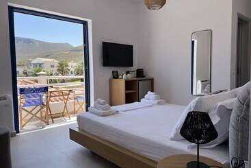Kythera Beach Apartments