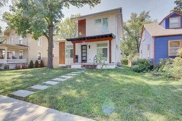 Modern Lawrence Home W/ Patio < Half Mi To U Of K!