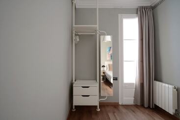 Numa I Caja Apartments