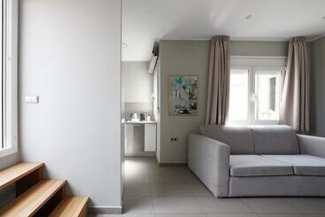 Numa I Caja Apartments