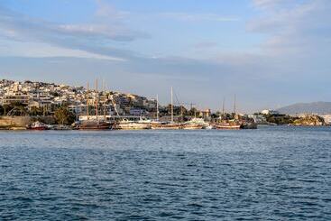 پانسیون Sanders Port   Inviting Studio Near Piraeus Port