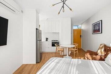 Peppertree Apartments