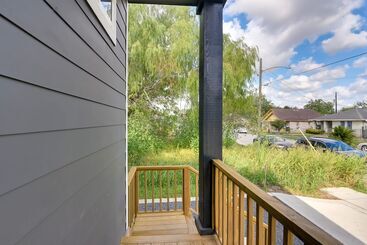 Pet Friendly Houston Home ~ 3 Mi To Downtown!