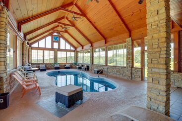 Mtn View Shirley Pool House: Pets Welcome!