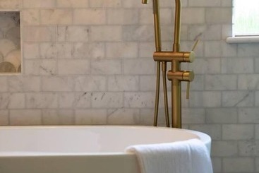 اقامتگاه Remarkable 4 Bed House Near Leeds Airport