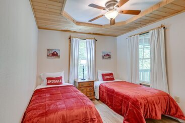 コテージ Smoky Mountain Cabin W/ Camping Area + Fire Pit!