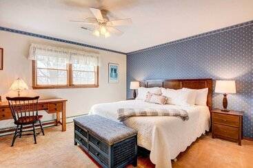 بيت ريفى Spacious Retreat W/ Stunning Norfork Lake Views!