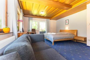 Хостел Landhaus Lungau