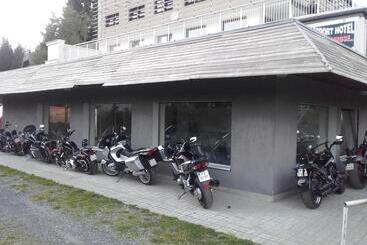 هتل Alpenrose Gerlitzen