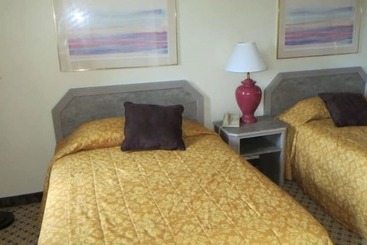 هتل Amber Inn