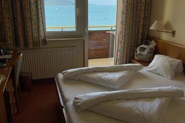 ホテル Attersee