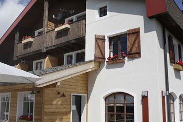 Hotel Hamilton Lodge & Spa