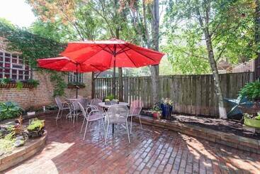 هتل House 5863  Chicago S Premier Bed And Breakfast