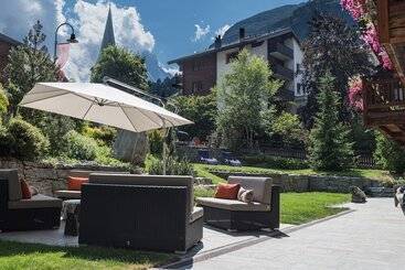 Matterhorn Lodge Boutique Hotel & Apartments