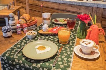 Matterhorn Lodge Boutique Hotel & Apartments
