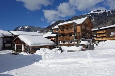 هتل Pension Haus Romy