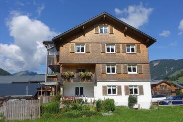 هتل Pension Haus Romy