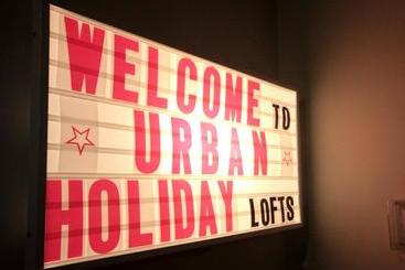 هتل Urban Holiday Lofts