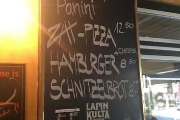 酒店 Zak Neuhausen