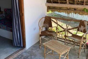 تختخواب و صبحانه Kokopelli Bungalows