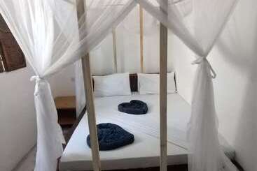 تختخواب و صبحانه Pamoja Beach Stays Hotel In Jambiani