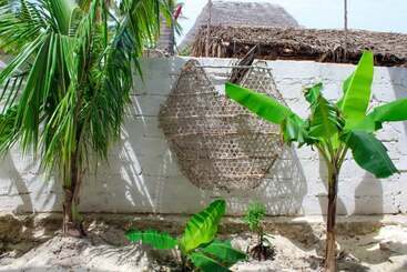 تختخواب و صبحانه Pamoja Beach Stays Hotel In Jambiani
