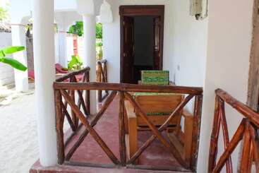 تختخواب و صبحانه Pamoja Beach Stays Hotel In Jambiani