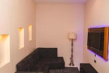 Bon Hotel Asaba