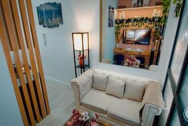 ホテル Crissome Suite Azure North San Fernando Pampanga