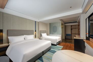 هتل Holiday Inn Express Lanzhou Zhengning Road By Ihg