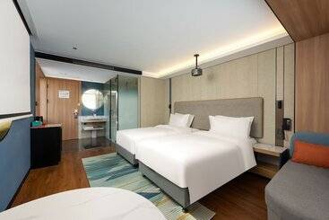 هتل Holiday Inn Express Lanzhou Zhengning Road By Ihg