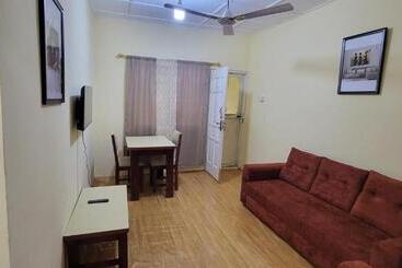Lord S Hands Guest House Hotel