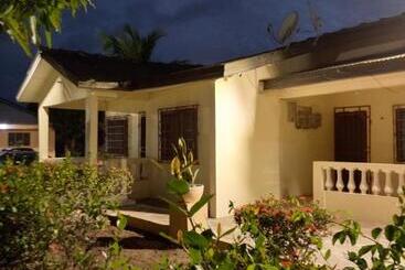 Lord S Hands Guest House Hotel