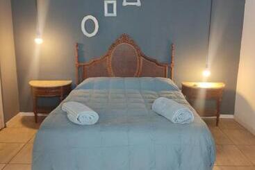 پانسیون Patio Urbano Suites & Beds