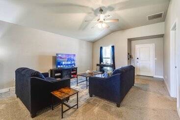 Pet Friendly Lubbock Home   10 Mi To Downtown