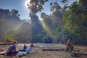 تختخواب و صبحانه Eco Trekking Lodge Bar & Tour S